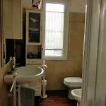 100 Viale Italia * Специя